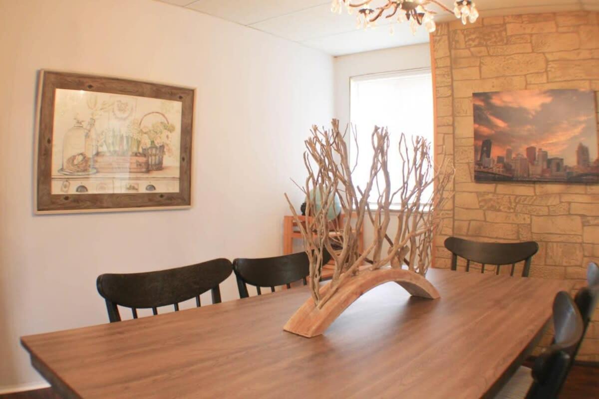 Massive 4 Bed House-Short Walk To Amazing View Apartment Pittsburgh Bagian luar foto
