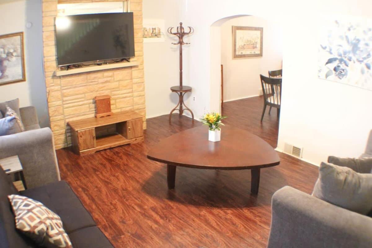 Massive 4 Bed House-Short Walk To Amazing View Apartment Pittsburgh Bagian luar foto