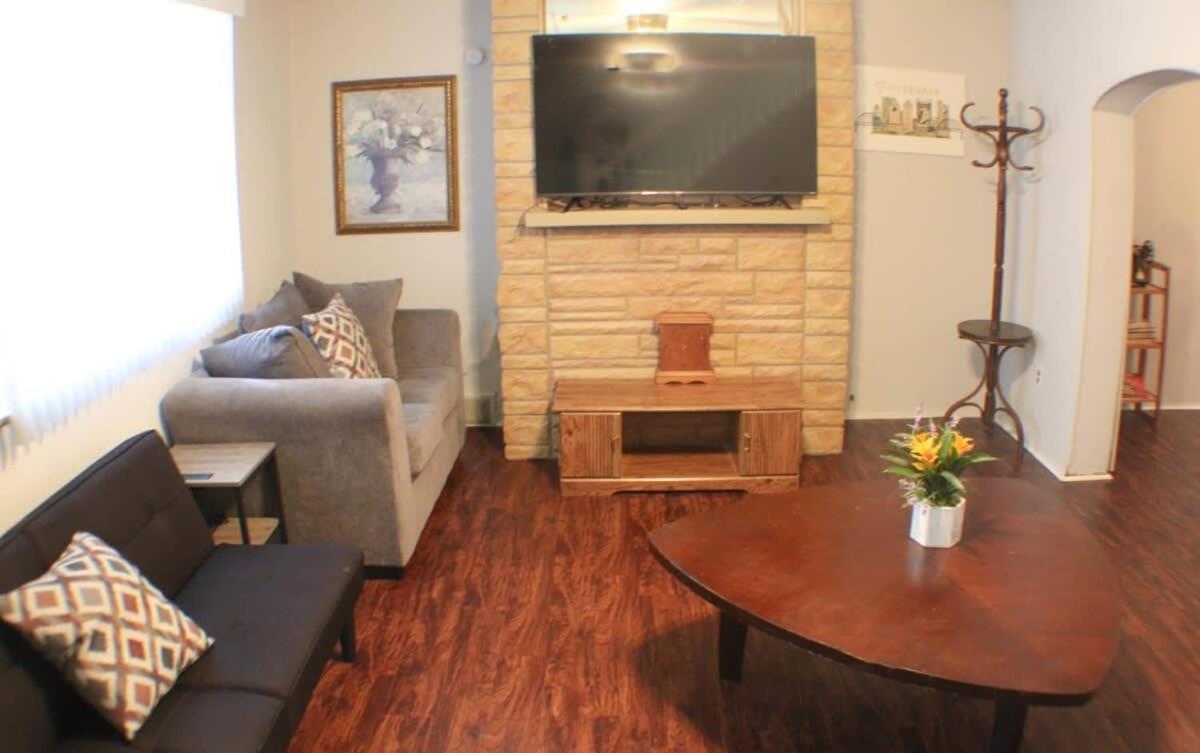 Massive 4 Bed House-Short Walk To Amazing View Apartment Pittsburgh Bagian luar foto