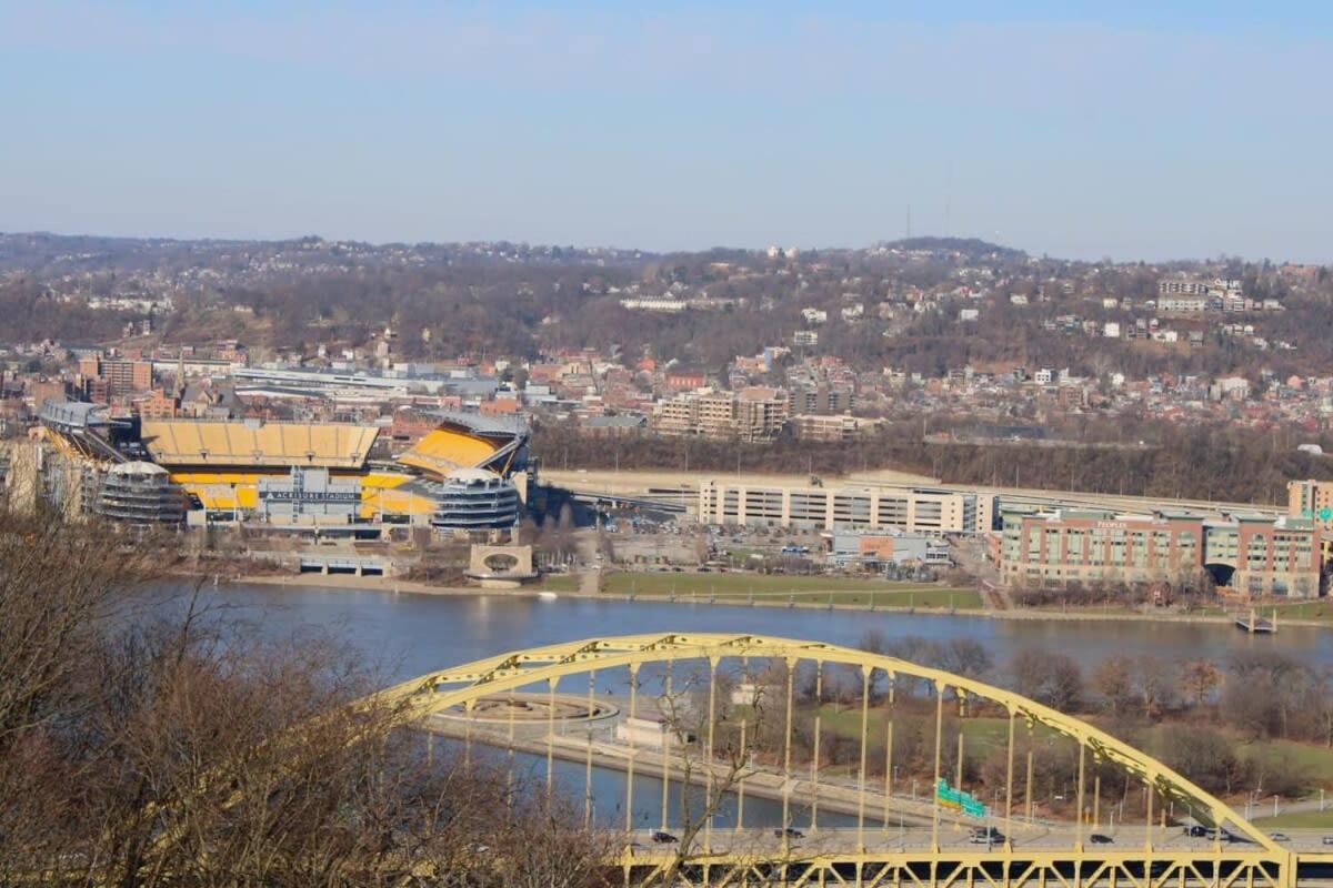 Massive 4 Bed House-Short Walk To Amazing View Apartment Pittsburgh Bagian luar foto