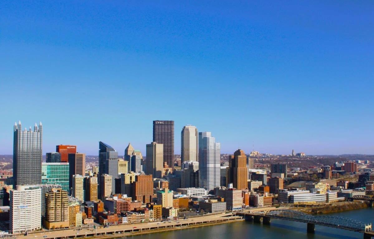 Massive 4 Bed House-Short Walk To Amazing View Apartment Pittsburgh Bagian luar foto